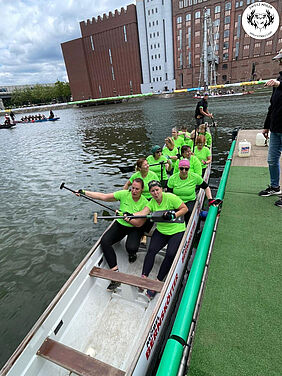 Auf dem Wasser - Anlegen am Steg